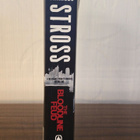 The Bloodline Feud (Charles Stross, pehmeäkantinen) - pikkukuva 3