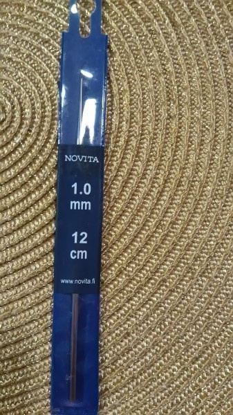 NOVITA virkkuukoukku  0.60 mm