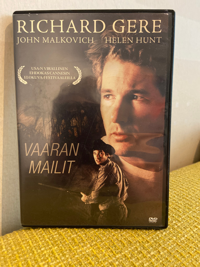Vaaran mailit (1988) Richard Gere & John Malkovich