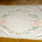 Puuvilla PÖYTÄLIINA kaunis KÄSIN KIRJAILTU LIINA 48x77cm - pikkukuva 1