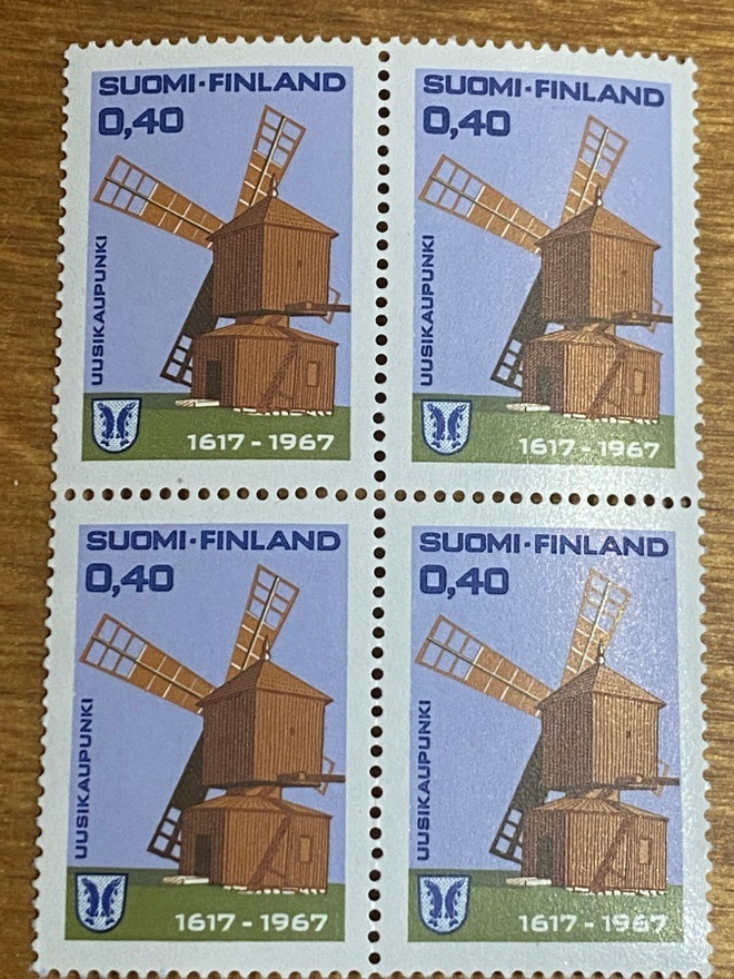 UUSIKAUPUNKI 350 VUOTTA NELIÖ**