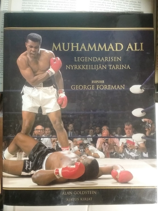 Muhammad Ali: Legendaarisen nyrkkeilijän tarina (sid.)
