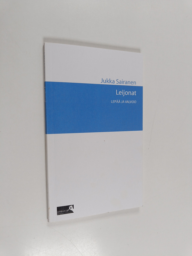 Jukka Sairanen : Leijonat : Lepää ja valvoo (signeerattu)