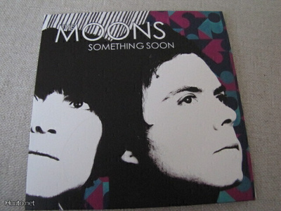 The Moons Something soon 7 45 2012 feat Paul Weller the jam