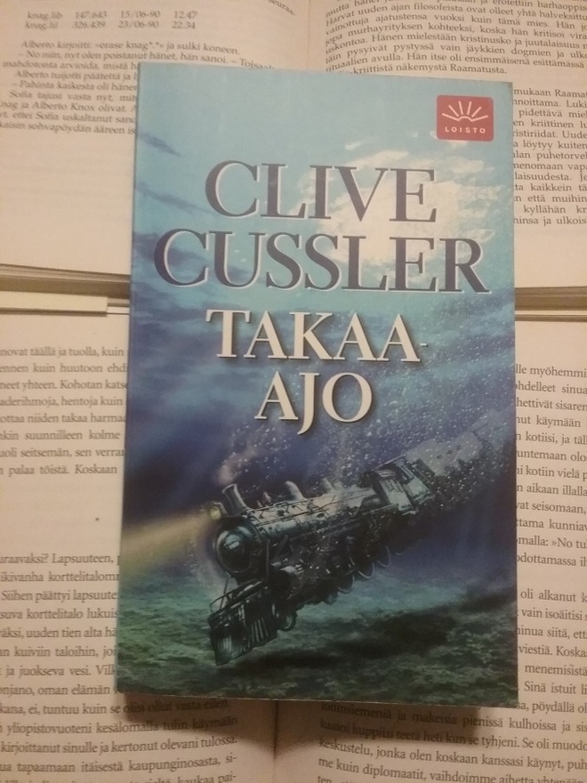 Clive Cussler - Takaa-ajo (pokkari)