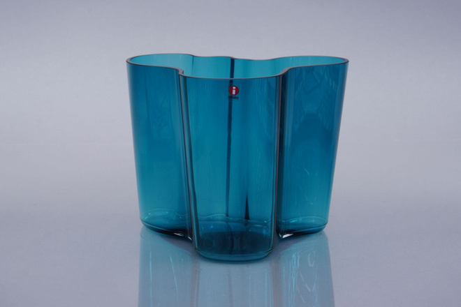 005. Iittala 'Aalto' maljakko, Alvar Aalto, signeerattu.