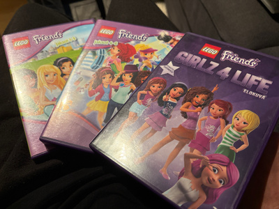 Lego friens 1-6 jaksot + elokuva