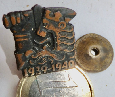 VANHA Ruuvimerkki Rähinäremmimerkki 1939-1940