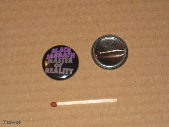Black Sabbath Master Of Reality rintanappi 1" c2