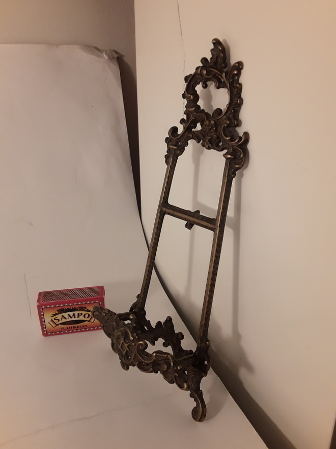 Rokokoo tyylinen pronssi kehys / teline