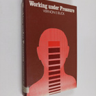 Vernon E. Buck : Working under pressure - pikkukuva 1
