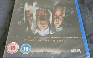 Village of the Damned - kirottu kaupunki Blu-ray *muoveissa*