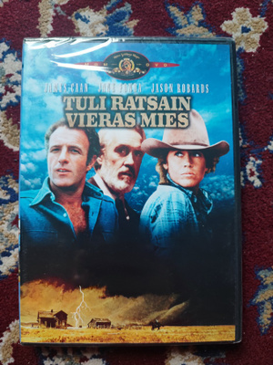 Tuli ratsain vieras mies UUSI