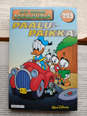 Aku Ankan taskukirja 223: Paalupaikka