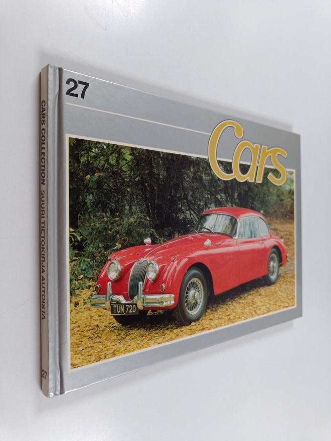 Cars 27 : Suuri tietokirja autoista