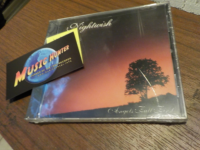 NIGHTWISH ANGELS FALL FIRST UUSI  KORKKAAMATON MUOVEISSA CD