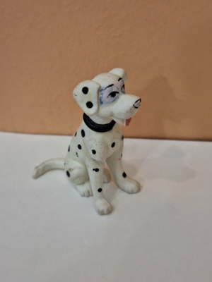 101 Dalmatialaista koira 3