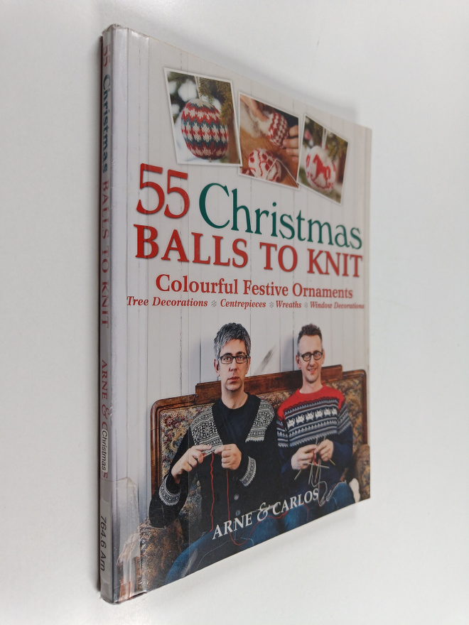 T J Arne : 55 Christmas balls to knit : colourful festive...