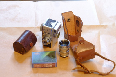 Riken Steky Model III 16 mm miniatyyrikamera + Sun-Tele #40