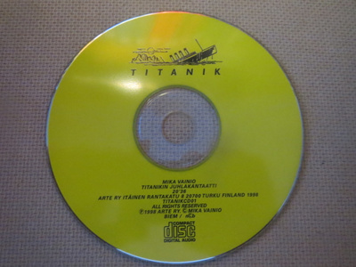 Mika Vainio: Titanik CD