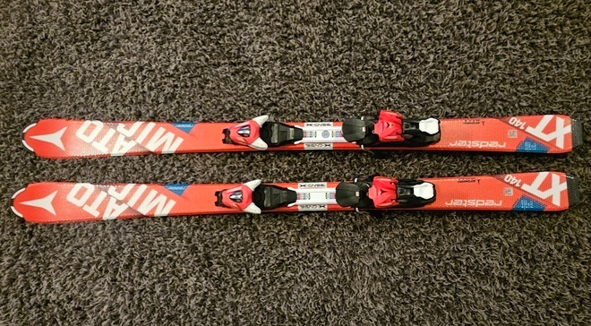 *UUDET* Atomic Redster XT 140 laskettelusukset *PK SEUTU*