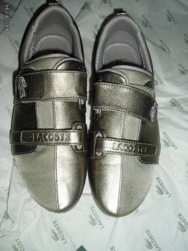 Lenkkarit / Kävelykengät LACOSTE Arin Metallic hopea KOKO 36