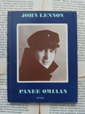 John Lennon panee omiaan (nid.)