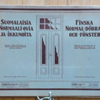 Suomalaisia normaali-ovia ja -ikkunoita - pikkukuva 1