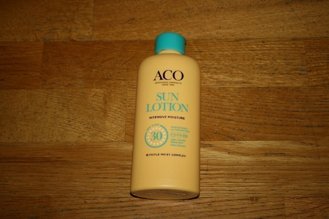 UUSI Aco Sun Lotion kosteuttava aurinkovoide SPF 30 300 ml