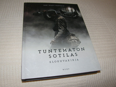 Jari Olavi Rantala Tuntematon sotilas - elokuvakirja  -sid