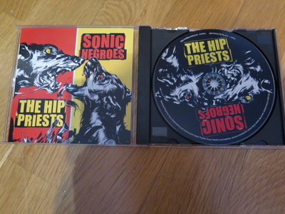 The Hip Priests / Sonic Negroes – Dogfight CD