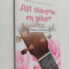 Stina Jonsson : Att stämma en gitarr roman - pikkukuva 1
