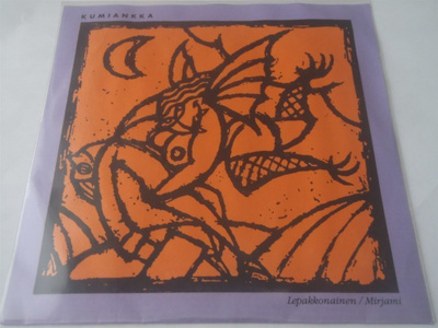 KUMIANKKA - LEPAKKONAINEN / MIRJAMI 7" sinkku