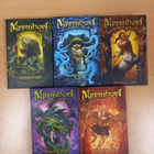 Brandon Mull: Myyttihovi 1-5, koko sarja - pikkukuva 1