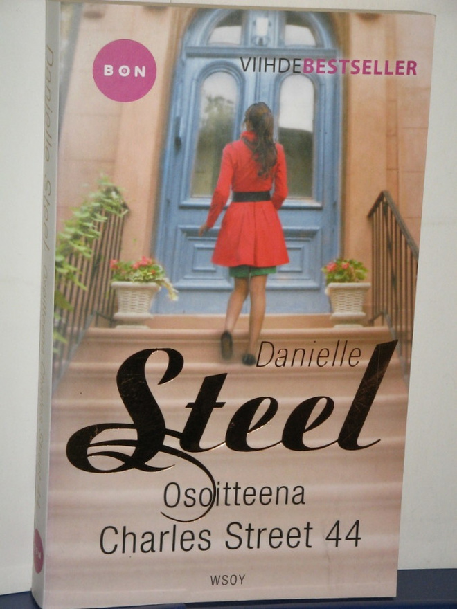 Danielle Steel : Osoitteena Charles Street 44
