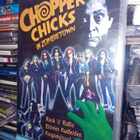 DVD CHOPPER CHICKS IN ZOMBIETOWN ( UUSI  ) - pikkukuva 1