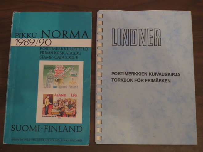 pikku Norma 1989/90 + postimerkkien kuivauskirja