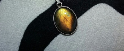 Desing Toivo Johan Vintage hopea spektrokiitti kivi riipus