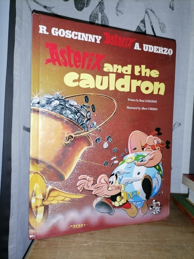 Asterix and the Cauldron - Goscinny & Uderzo - Orion 2004