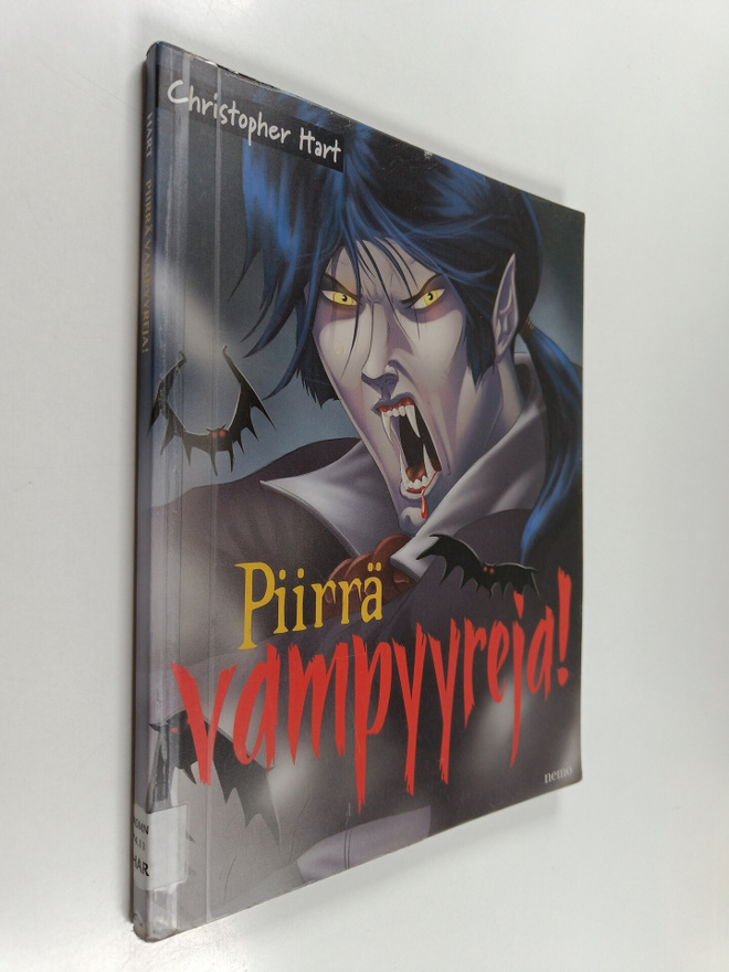 Christopher Hart : Piirrä vampyyreja!