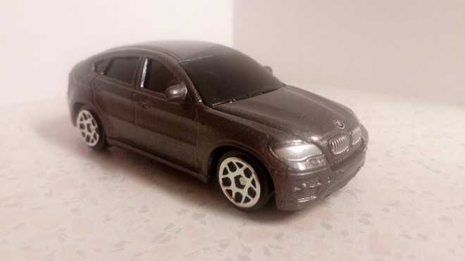 Pikkuauto BMW X6