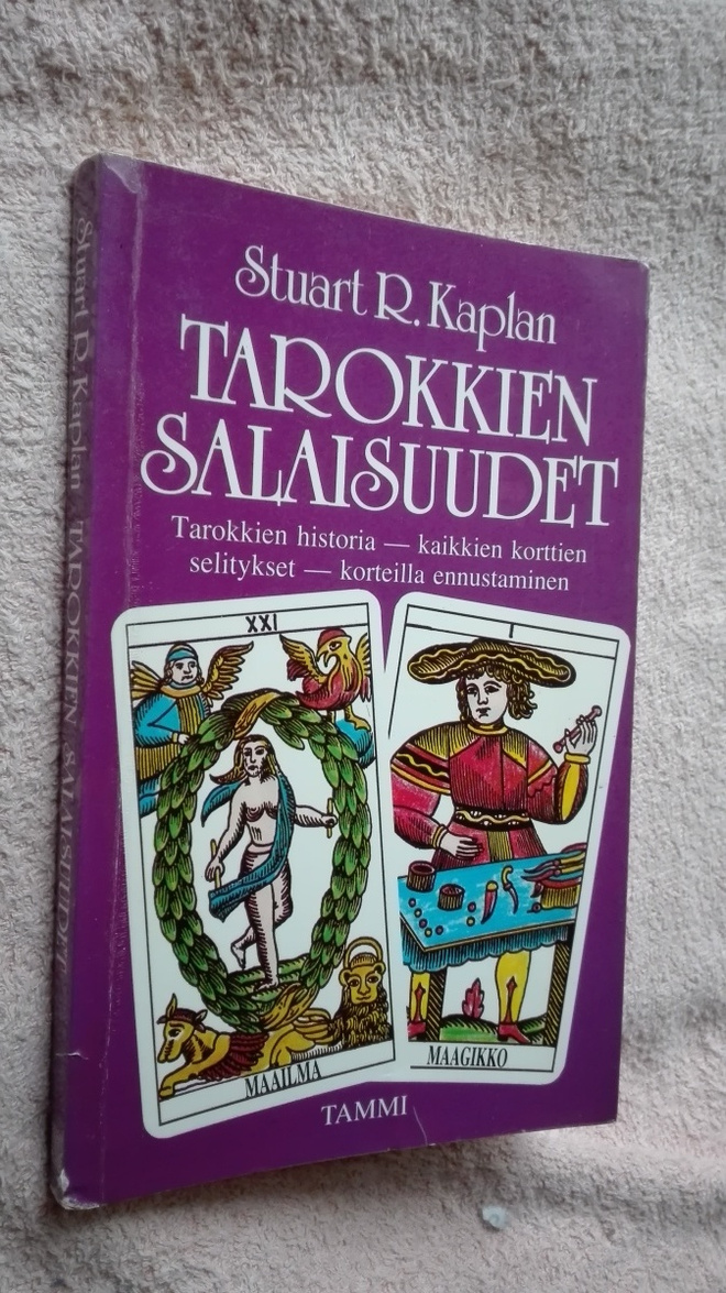 Kaplan: Tarokkien salaisuudet. Historia, selitykset, ennusta