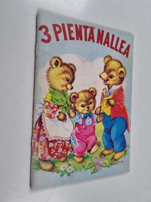 3 pientä nallea