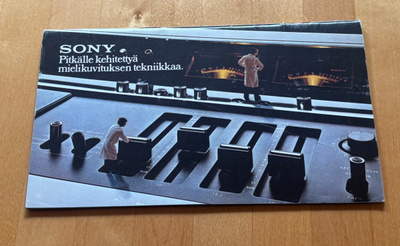SONY tuote-esite vuodelta 1975