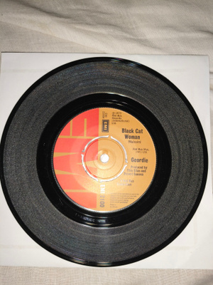 GEORDIE: Black Cat Woman+ 1 (7" SINGLE, BRIAN JOHNSON ! ! )
