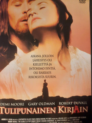 TULIPUNAINEN KIRJAIN DVD
