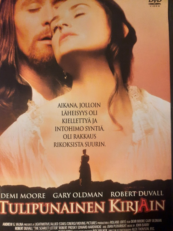 TULIPUNAINEN KIRJAIN DVD
