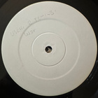 [12''] USCHI & FEMI-B: WAR (House) - pikkukuva 2