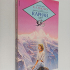 R. A. MacAvoy : Raphael - pikkukuva 1