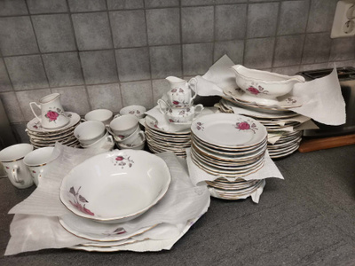 Walbryzch ruoka / ja kahvi astiasto 80 osainen